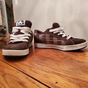 Plaid Airwalk Sneakers US 7